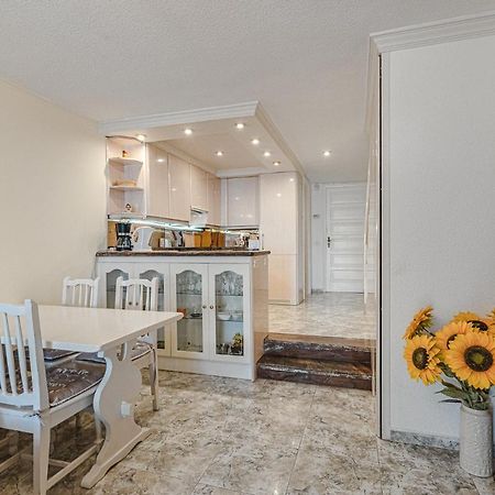 Апартаменты Townhouse Parque Santiago 2 Арона Экстерьер фото