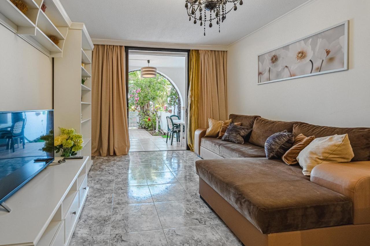Апартаменты Townhouse Parque Santiago 2 Арона Экстерьер фото